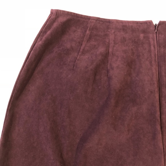 Venezia Jeans Maroon Stretch Skirt - Picture 7 of 8